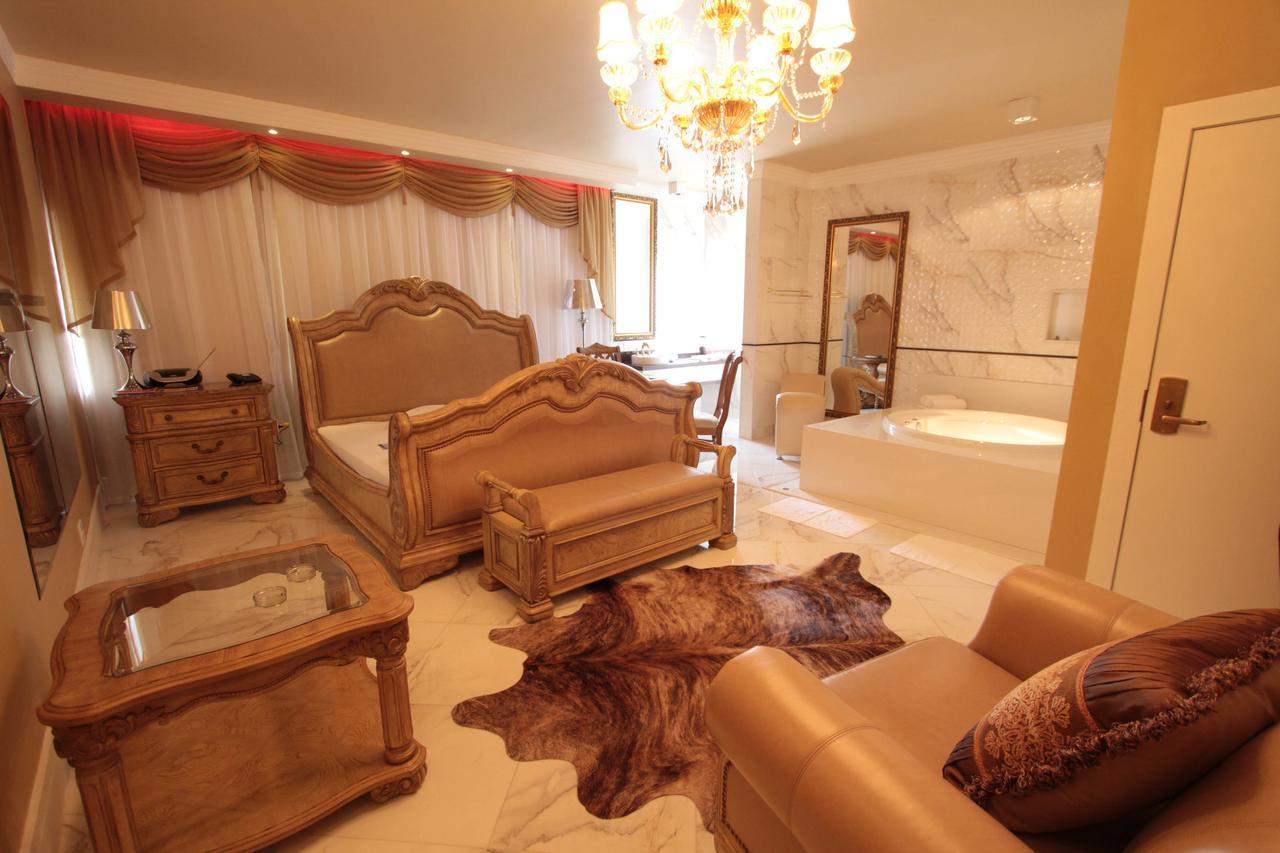 Miami Motel (Adults Only) Пиндамонянгаба Екстериор снимка